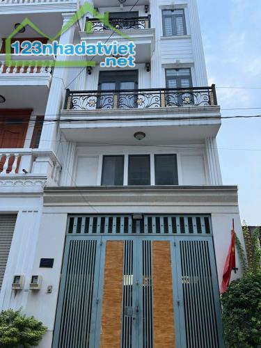 Bán nhà Thạnh Lộc 08 - khu bến xưa, P. TL, Q.12: 4,4 x 11,5m, giá 6,6 tỷ.