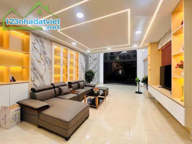 Nhà bán Gần Ngã Tư Ga, giáp Gò Vấp , đường nhưa 12m , ở ngay - 2