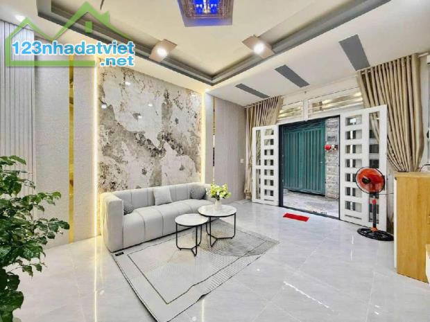 NHÀ ĐẸP BÁN GẤP - NGUYỄN VĂN KHỐI GV - GẦN CÔNG VIÊN LÀNG HOA - DT 40M² - 2 TẦNG LẦU - 3
