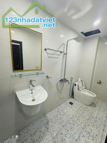 BÁN NHÀ DÂN XÂY DỊCH VỌNG  – 32M – NGÕ THÔNG – Ô TÔ TRÁNH – 5 TẦNG – GIÁ 8.25 TỶ(HHCG6994) - 3