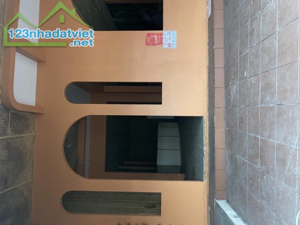 Bán nhà MT Vườn Lài, Tân Phú cách Lũy Bán Bích 200m, 150m2, 3 lầu chỉ 28 tỷ. - 2