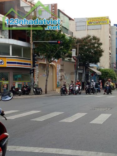 Bán nhà MT Vườn Lài, Tân Phú cách Lũy Bán Bích 200m, 150m2, 3 lầu chỉ 28 tỷ. - 4