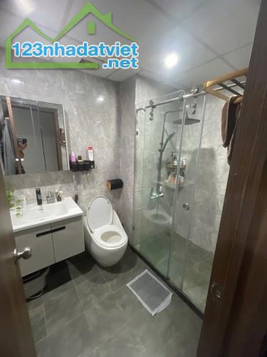Nhà Bồ Đề, Long Biên, 29,8 m, 3 tầng, chỉ 3 tỷ 8. - 1