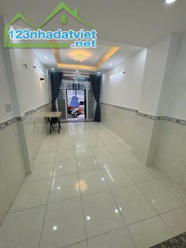 BÁN NHÀ 45M2 - 2 TẦNG 2PN 2WC - KỀ KHU TÊN LỬA BÌNH TÂN - CHỈ 2.99 TỈ