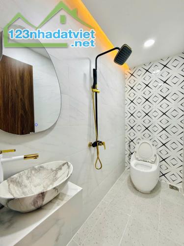 Bán nhà Hẻm 4m Quang Trung, P10, GV, 3.8 x 12m, 2 tầng, 4.35 Tỷ TL