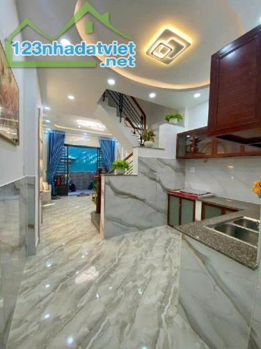 Bán gấp nhà thiết kế đẹp tại Bùi Quang Là, Gò Vấp, 28m2 bàn giao nội thất - 3