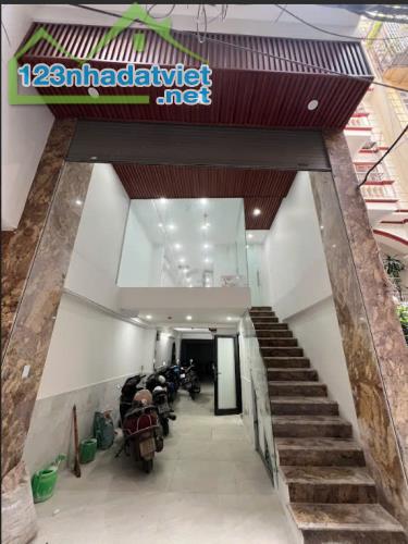 Cho thuê nhà 55m², Ngõ Nguyễn Chí Thanh, Ba Đình, 12 triệu/tháng - 3