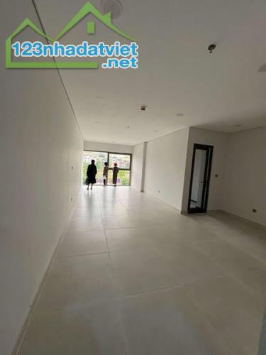 Cho thuê căn hộ Studio tại Khai Sơn City Long Biên 44m, giá 8tr/th LH:0395432616 - 2