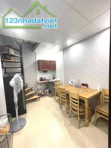 Bán nhà 4 tầng phố Nguyễn Lương Bằng, quận Đống Đa, giá 2.18 tỷ. 0971813682. - 4