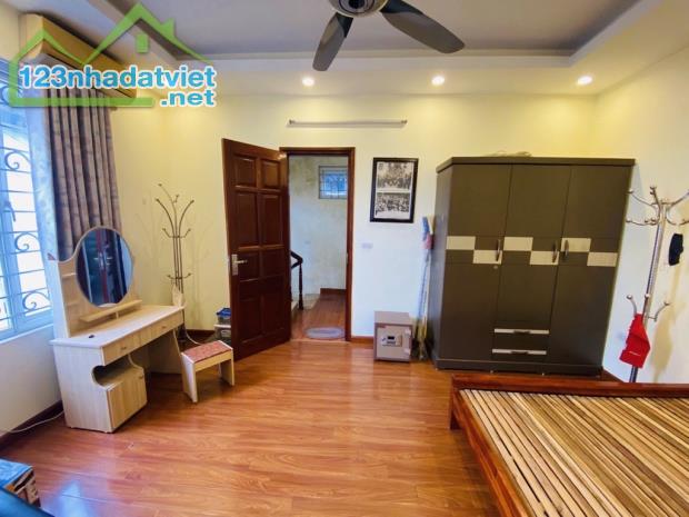 💥 Nhà Đào Tấn Ba Đình 40m2 5 tầng mặt tiền 6m - 1