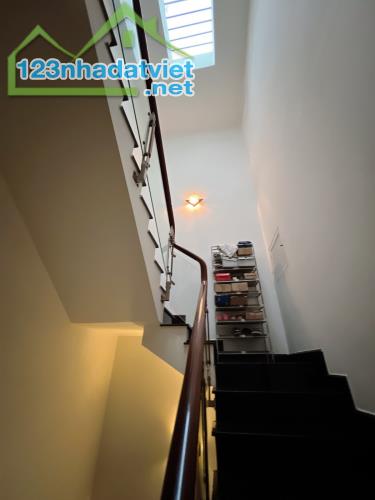 + 👉 SỐC SIÊU PHẨM GẤP GẤP BÁN NHÀ Đ LK4-5 Bình Tân 4*27,5m 3L Chỉ 6xT