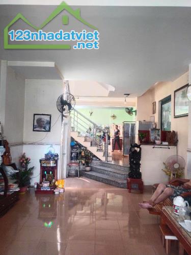 Nhà 3 Tầng Btct - Hẻm Thông 6m – Lê Đức Thọ- P13 – Gò Vấp – 4.9x19m – 8.2Tỷ - 2