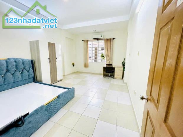 Bán nhà, Quận 10, đường 3/2, giáp quận 3 cách quận 1, 1 km, 86m2, 4 lầu, 14... Tỷ. - 2