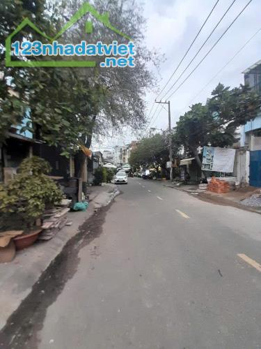 Bán nhà mặt tiền quận 6, Cư xá Phú Lâm D, 97.9m2, 3 tầng, 12  tỷ - 1