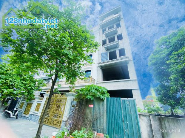 Bán nhà phố Lâm Hạ 100m², lô góc 3 mặt thoáng, ô tô tránh, giá cực tốt - 1