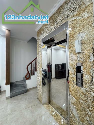 BÁN NHÀ KHƯƠNG HẠ,THANH XUÂN,TRƯỚC NHÀ 2,5M,THANG MÁY,GẦN Ô TÔ,43M2,11.5 TỶ(CTL) - 2