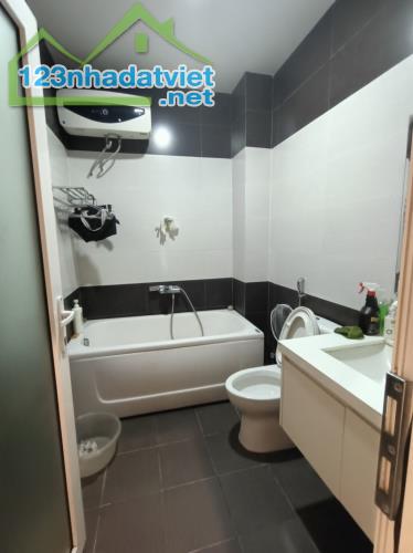 ♥ Mặt Tiền Hải Châu gần Công Viên, Chợ Đống Đa, 55m2, 4 tầng đẹp xịn, 5.x tỷ