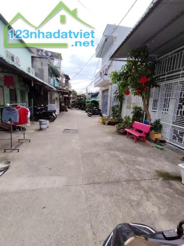 106m2 đất full thổ cư hẻm 6m thông khu dân cư 274, chợ Bà Chòi Long Thới chỉ 2tỷ350