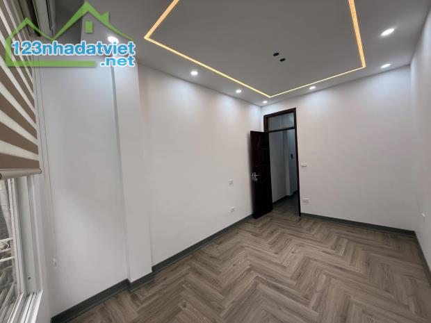 SIÊU HIẾM, NHÀ ĐẸP PHỐ YÊN LÃNG, 40m2x4T, NGÕ RỘNG, FULL NỘI THẤT CAO CẤP, GIÁ CHỈ 7,x TỶ - 1
