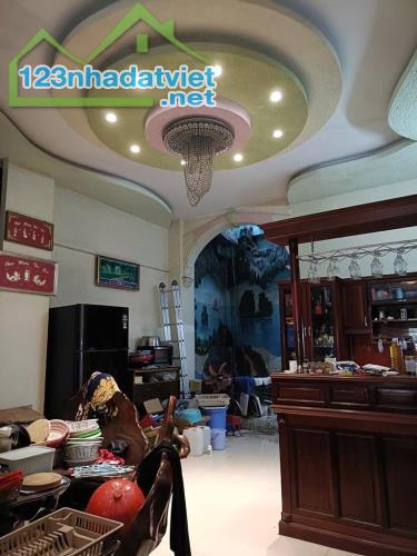 Bán nhà đường số 7 khu Tên Lửa - B.Tân - HXH - 120m2( 5x24) - 4 tầng đẹp - Nhỉnh 9 tỷ, tl - 3