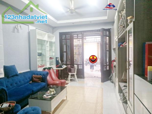 HIẾM - CHÍNH CHỦ 1 ĐỜI - HẺM XE TẢI - LÔ GÓC 2 MT TRƯỚC SAU - 4 TẦNG BTCT - CHỈ 15 T. TL. - 3
