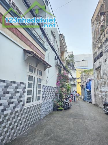 BÁN NHÀ GÒ VẤP ĐƯỜNG LÊ VĂN THỌ, 1 TRỆT 1 LẦU, 2PN 2 WC, HẺM XE HƠI GIÁ CHỈ 4.2 TỶ