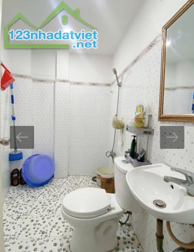 Mặt tiền KD Phan Xích Long ngay 3 Tháng 2, Q.11, DT: 50m2, Năm tầng, giá 9 tỷ 9. - 4