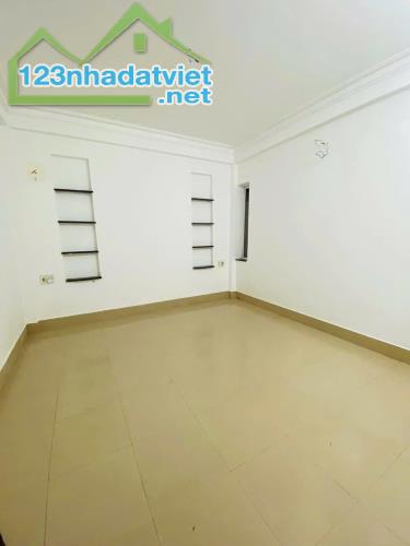 🏡 CHO THUÊ NHÀ 2,5 TẦNG MẶT TIỀN – GẦN TRƯỜNG CHINH & HOÀNG QUỐC VIỆT! - 2