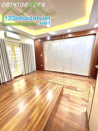TRỊNH VĂN BÔ NHÀ MỚI LÔ GÓC, Ô TÔ ĐỖ CỬA, 15M XE TẢI, GIÁ 4.95 TỶ