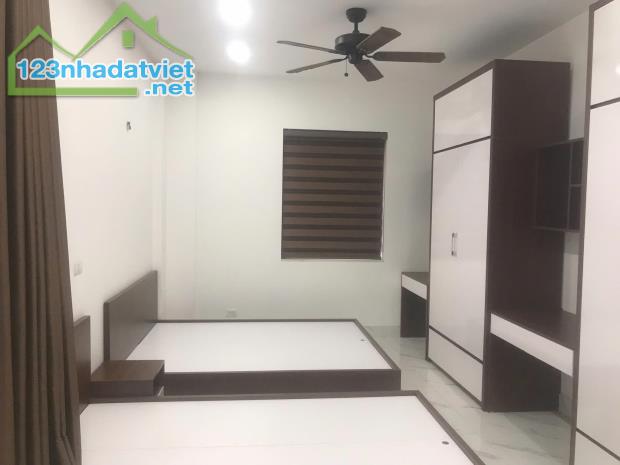 Cho thuê căn hộ chung cư sunrise building, 120m, 3 ngủ, 2 wc, full đồ, giá thuê 15 triệu - 2