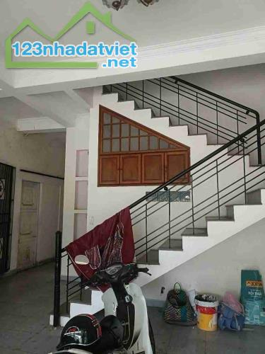 NHÀ MẶT TIỀN TRẦN HUY LIỆU - 110M2 - 2 TẦNG - NGANG:6,5M - KẸP CỐNG - 5.5 TỶ - 1