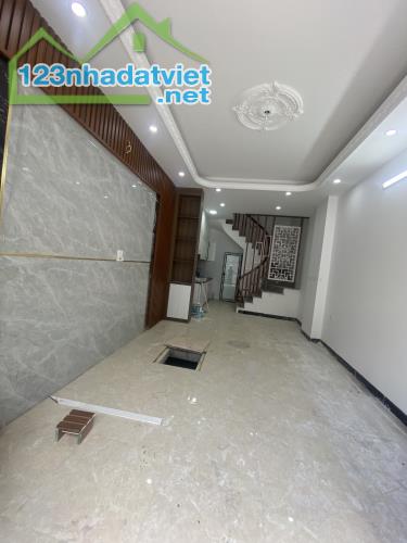 🏡 BÁN NHÀ ĐẠI THÀNH - 90M2 X 3 TẦNG - Ô TÔ NGỦ TRONG NHÀ - GẦN NHÀ VĂN HÓA - GIÁ CHỈ 4,8 - 4