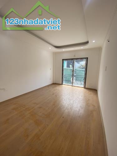 🏡 BÁN NHÀ ĐẠI THÀNH - 90M2 X 3 TẦNG - Ô TÔ NGỦ TRONG NHÀ - GẦN NHÀ VĂN HÓA - GIÁ CHỈ 4,8 - 2