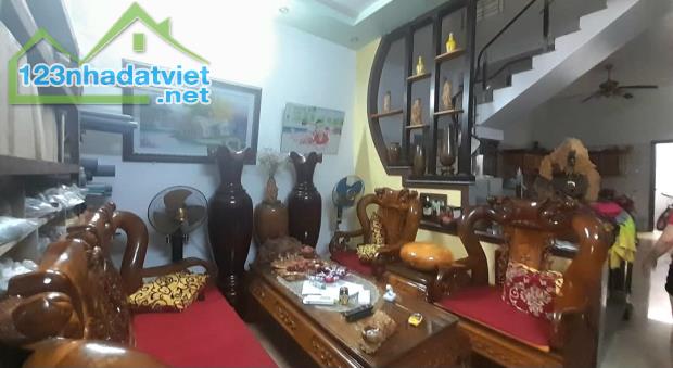 Bán nhà Thư Trung, Văn Cao Đằng Lâm, Hải An, Hải Phòng. 4 tầng, 90m2, 4,7 tỷ. Ngang 4,5m,