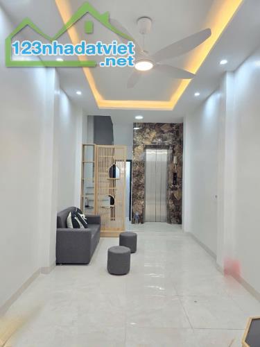 🔥 Hiếm‼️ Nhà Ngọc Khánh Ba Đình 32m2 6 tầng mặt tiền rộng