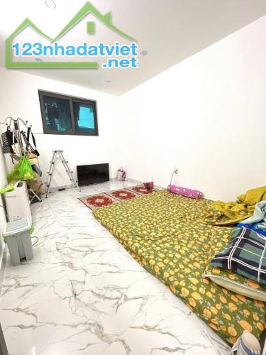 Bán gấp Nhà 2 tầng đường Trần Nguyên Hãn, Lê Chân.26m2. Mặt tiền 3,2m.Giá chỉ 1tỷ38 - 1