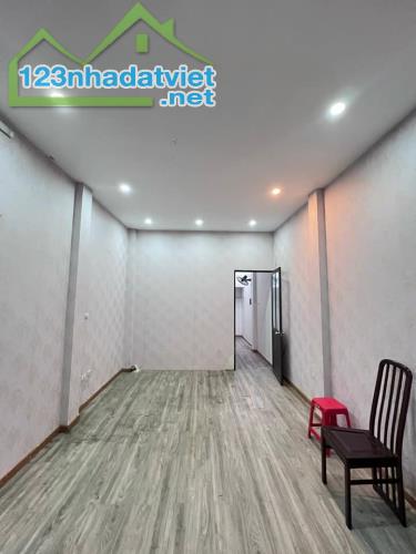 NHỈNH 9 TỶ CÓ NGAY NHÀ 58M² PHỐ PHÁO ĐÀI LÁNG - HAI THOÁNG - GẦN Ô TÔ - SỔ NỞ HẬU. - 2