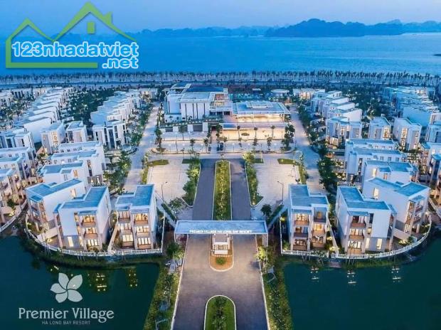 cần bán gấp căn biệt thự nghỉ dưỡng Sun Premier village Hạ Long. Cách bãi tắm chỉ 100m - 1