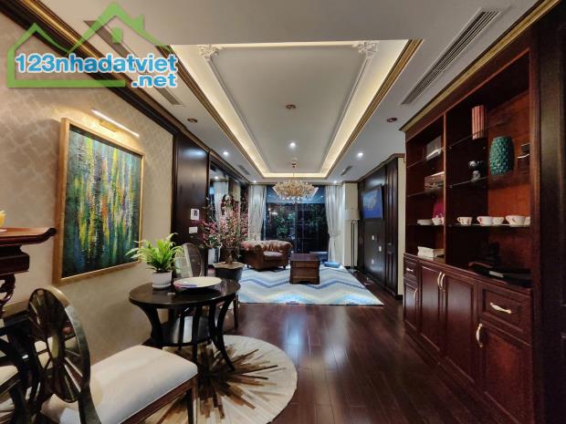Cho thuê căn hộ tại HC Golden 120m2 full đồ 3pn 2wc giá 25 triệu