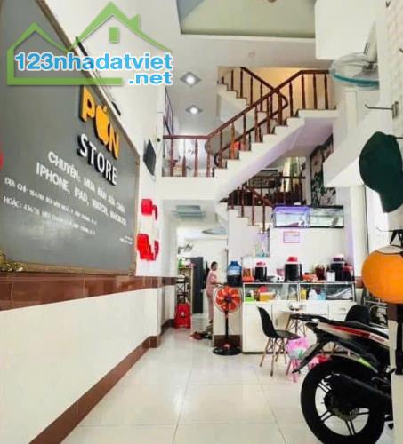 + Nhà phố Góc 2 mặt tiền ,  vị trí Vip siêu phẩm đẹp ,hẻm nhựa 7m thông 1/ ht13 Phường - 1