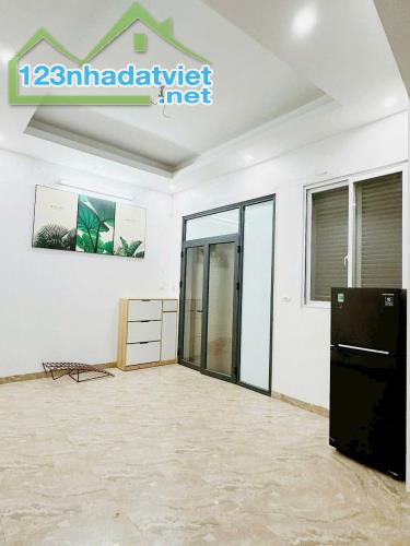 CỰC KÌ HIẾM!!! PHỐ XUÂN LA - NGÕ THÔNG - KINH DOANH - 4 CHỖ VÀO NHÀ - 1