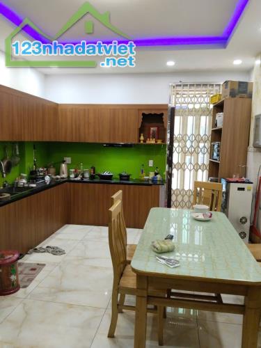 Bán nhà Mặt tiền đường số 2, BHH, Bình Tân, 4 tầng , 4x18M, 6,9 tỷ ( TL ) - 3