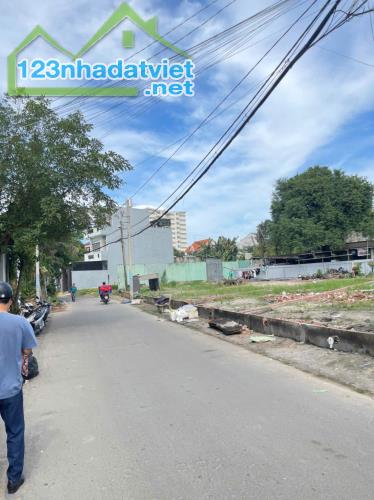 Nhỉnh hơn 7 tỷ đất mặt tiền đường 79 phường phước long B, Q9. Hàng đầu tư