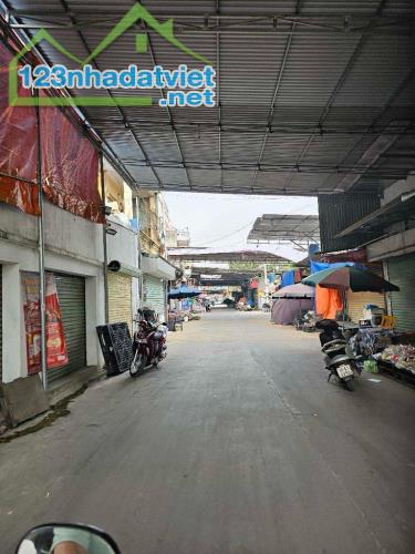 Cần bán giúp chủ căn nhà tại sóc sơn