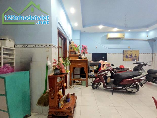 Cần bán gấp nhà Mặt tiền Phạm Văn Đồng Linh Tây, Thủ Đức, 90m2, ngang 5.8m, 8 tỷ xxx - 3