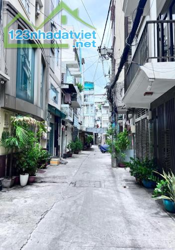 Bán nhà HXH Hoà Hảo,P.5,Q.10,dt: 3,2 x 11 nhà xây 2 lầu 5 Tỷ 5.