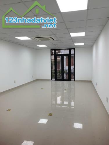 Cho thuê nhà Xuân La, 100m2, 6 tầng, thông sàn, thang máy làm văn phòng, trung tâm dạy học - 1