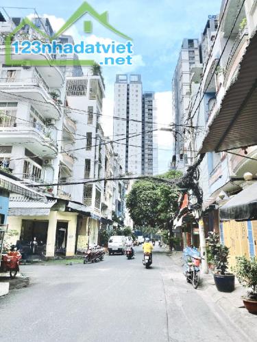BÁN CHDV 3 THÁNG 2 QUẬN 10 77M2 5 TẦNG 10PN  DÒNG TIỀN 35 TRIỆU/ THÁNG NHỈNH 14 TỶ