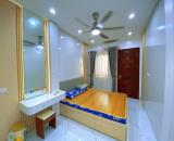 Bán nhà Trung Kính, Cầu Giấy, kinh doanh, ô tô đỗ cửa, vỉa hè, 5 tầng, dân trí cao, giá tố