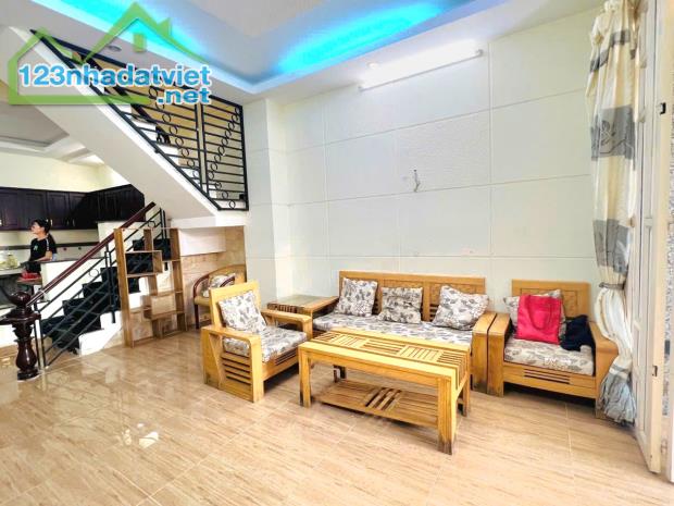 Bán Gấp Nhà Khu Dân Trí ,Hẻm Thông ,P.Phú Thuận ,Q.7 ,4m x14m ,Giá Nhĩnh 4 Tỷ. - 1